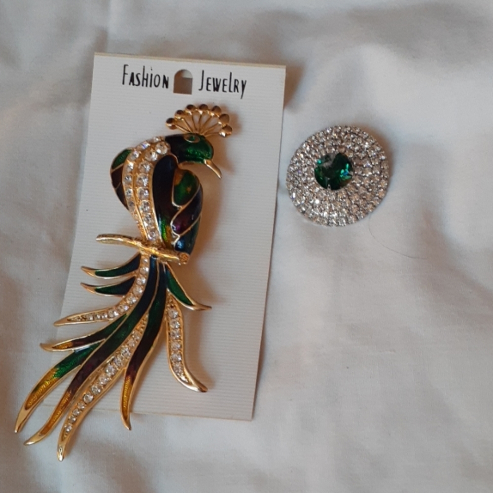 Peacock Pin W/ Broach